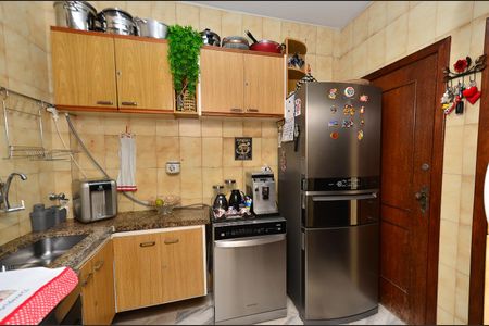 Apartamento à venda com 65m², 2 quartos e 1 vagaCozinha