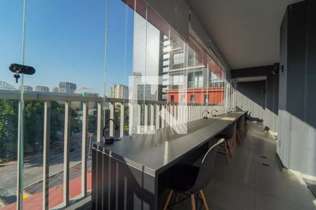 Studio à venda com 25m², 1 quarto e 1 vaga Studio à venda com 25m², 1 quarto e 1 vagaEscritório