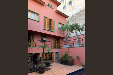 Casa à venda com 450m², 4 quartos e 4 vagas