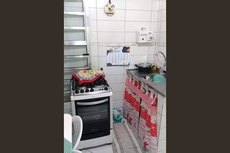Casa à venda com 60m², 2 quartos e 1 vaga