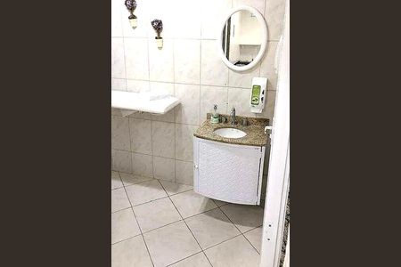 Casa à venda com 60m², 2 quartos e 1 vaga