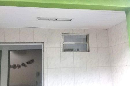 Casa à venda com 60m², 2 quartos e 1 vaga