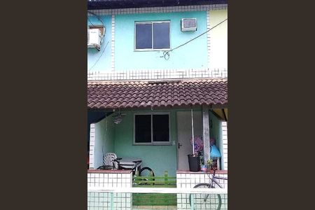 Casa à venda com 60m², 2 quartos e 1 vaga