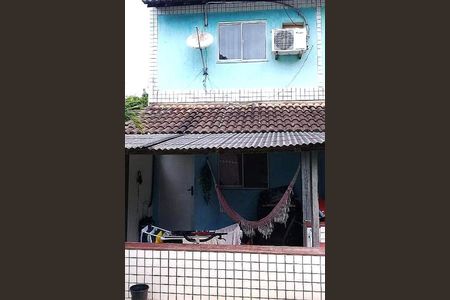 Casa à venda com 60m², 2 quartos e 1 vaga