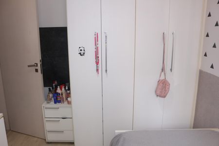 Apartamento à venda com 96m², 3 quartos e 2 vagasQuarto 1