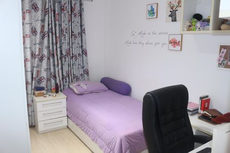 Apartamento à venda com 96m², 3 quartos e 2 vagasQuarto 2