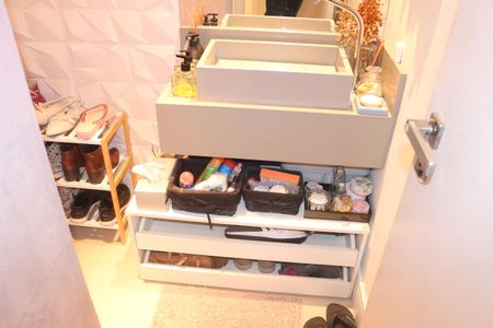 Apartamento à venda com 96m², 3 quartos e 2 vagasLavabo