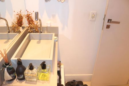 Apartamento à venda com 96m², 3 quartos e 2 vagasLavabo