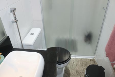 Apartamento à venda com 96m², 3 quartos e 2 vagasBanheiro Social