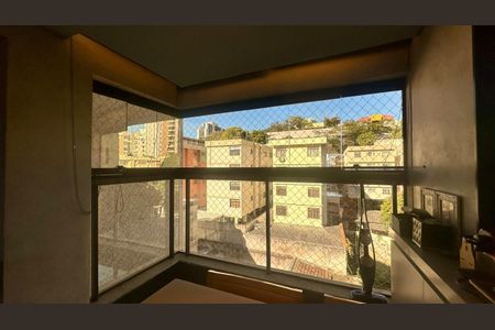 Apartamento à venda com 150m², 4 quartos e 3 vagasVaranda