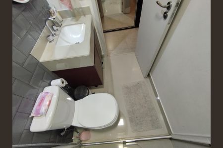 Apartamento à venda com 93m², 2 quartos e 2 vagas Apartamento à venda com 93m², 2 quartos e 2 vagasBanheiro