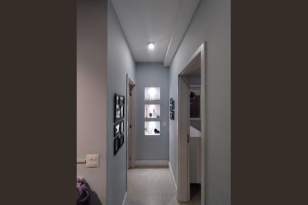 Apartamento à venda com 93m², 2 quartos e 2 vagas Apartamento à venda com 93m², 2 quartos e 2 vagasCorredor