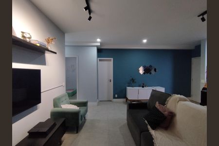 Apartamento à venda com 93m², 2 quartos e 2 vagas Apartamento à venda com 93m², 2 quartos e 2 vagasSala