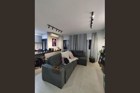 Apartamento à venda com 93m², 2 quartos e 2 vagas Apartamento à venda com 93m², 2 quartos e 2 vagasSala