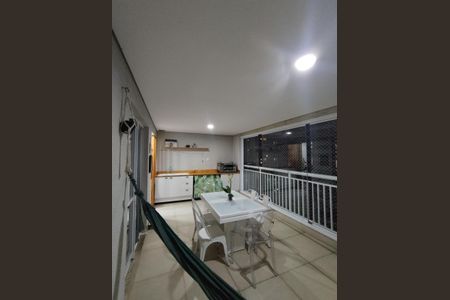 Apartamento à venda com 93m², 2 quartos e 2 vagas Apartamento à venda com 93m², 2 quartos e 2 vagasVaranda gourmet