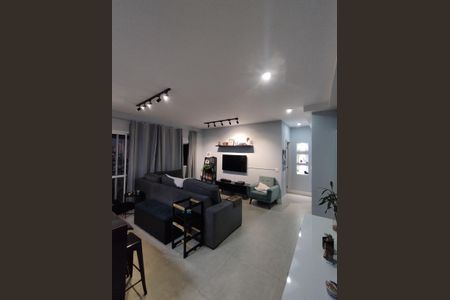 Apartamento à venda com 93m², 2 quartos e 2 vagas Apartamento à venda com 93m², 2 quartos e 2 vagasSala