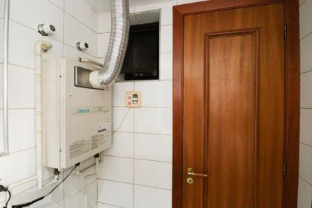 Apartamento à venda com 144m², 3 quartos e 3 vagasÁrea de Serviço e Banheiro de Serviço