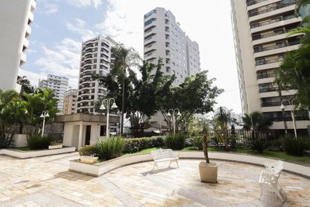 Apartamento à venda com 144m², 3 quartos e 3 vagasEntrada