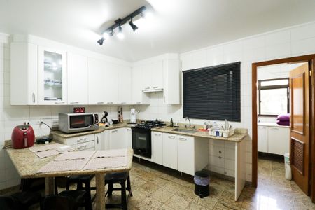 Apartamento à venda com 144m², 3 quartos e 3 vagasCozinha 