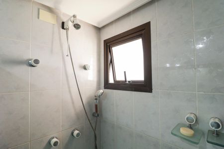 Apartamento à venda com 144m², 3 quartos e 3 vagasBanheiro da Suíte 1