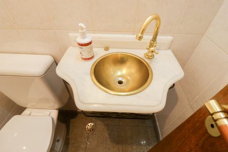 Apartamento à venda com 144m², 3 quartos e 3 vagasLavabo