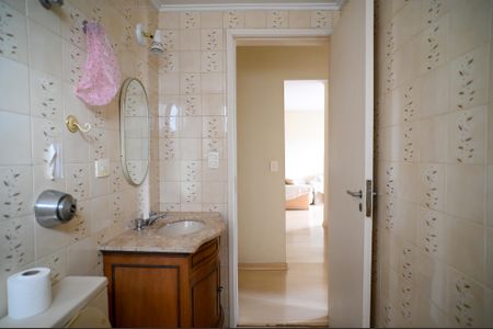 Apartamento à venda com 80m², 2 quartos e 1 vagaBanheiro Social