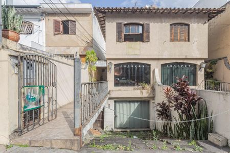 Casa à venda com 208m², 3 quartos e 1 vagaFachada