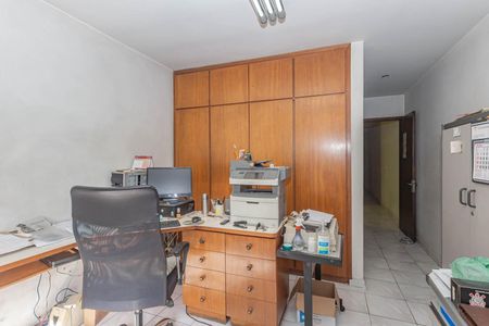 Casa à venda com 208m², 3 quartos e 1 vagaSuíte 1