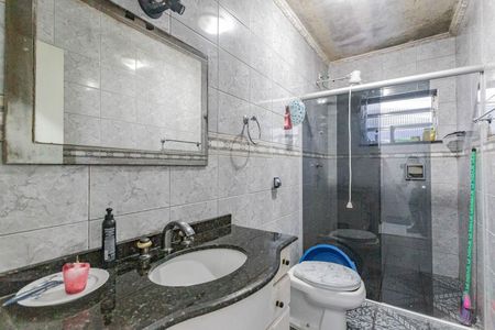 Casa à venda com 150m², 4 quartos e 2 vagasBanheiro