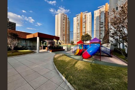 Apartamento à venda com 125m², 3 quartos e 2 vagas Apartamento à venda com 125m², 3 quartos e 2 vagasÁrea comum - Playground