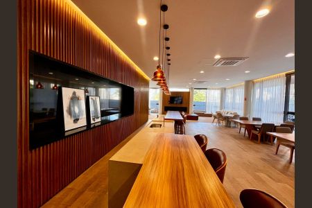 Apartamento à venda com 125m², 3 quartos e 2 vagas Apartamento à venda com 125m², 3 quartos e 2 vagasÁrea comum - Salão de festas