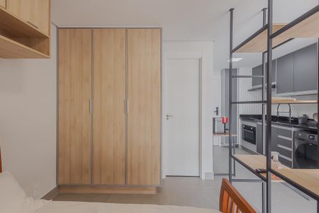 Studio de kitnet/studio para alugar com 1 quarto, 30m² em Cerqueira César, São Paulo