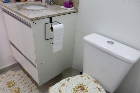 Apartamento à venda com 48m², 2 quartos e 1 vaga Apartamento à venda com 48m², 2 quartos e 1 vagaBanheiro