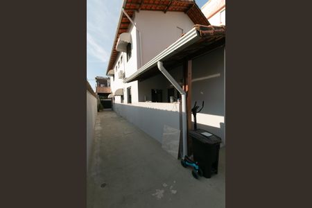 Casa à venda com 180m², 3 quartos e 2 vagas Casa à venda com 180m², 3 quartos e 2 vagasÁrea Externa