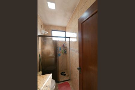 Casa à venda com 180m², 3 quartos e 2 vagas Casa à venda com 180m², 3 quartos e 2 vagasBanheiro da Suíte