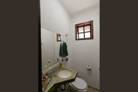 Casa à venda com 180m², 3 quartos e 2 vagas Casa à venda com 180m², 3 quartos e 2 vagasLavabo