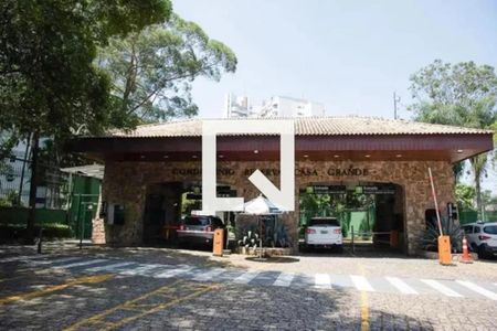 Apartamento à venda com 281m², 4 quartos e 4 vagasFachada