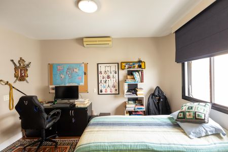 Apartamento à venda com 281m², 4 quartos e 4 vagasSuíte 1