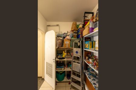 Apartamento à venda com 281m², 4 quartos e 4 vagasDespensa