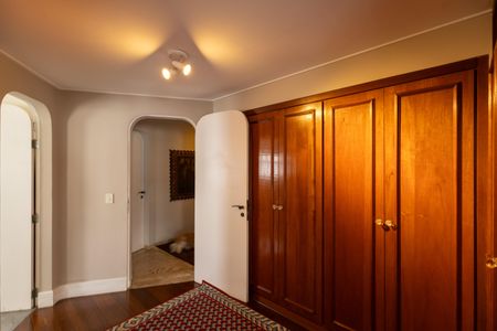 Apartamento à venda com 281m², 4 quartos e 4 vagasCloset da Suíte 3