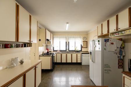 Apartamento à venda com 281m², 4 quartos e 4 vagasCozinha