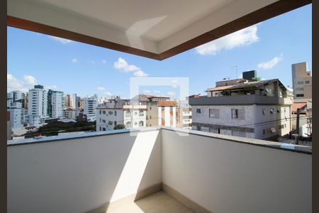 Apartamento à venda com 64m², 2 quartos e 2 vagas