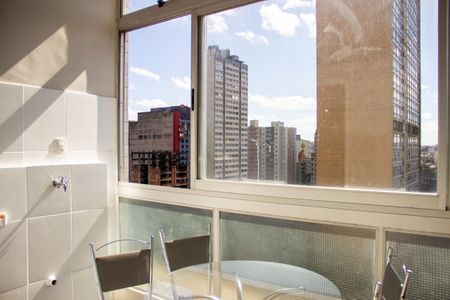 Apartamento para alugar com 148m², 3 quartos e sem vagaCozinha