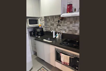 Apartamento à venda com 28m², 1 quarto e 1 vaga Apartamento à venda com 28m², 1 quarto e 1 vagaFoto 03