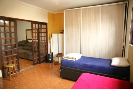 Apartamento à venda com 71m², 2 quartos e 1 vagaQuarto 2