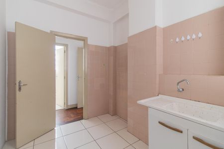 Apartamento para alugar com 100m², 3 quartos e sem vaga Apartamento para alugar com 100m², 3 quartos e sem vagaCozinha e Área de Serviço