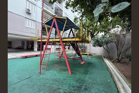 Apartamento à venda com 72m², 2 quartos e 1 vagaÁrea comum - Playground