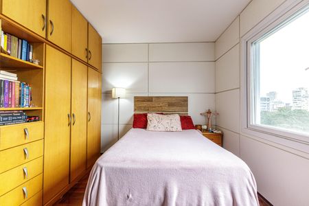 Apartamento à venda com 72m², 2 quartos e 1 vagaQuarto 2