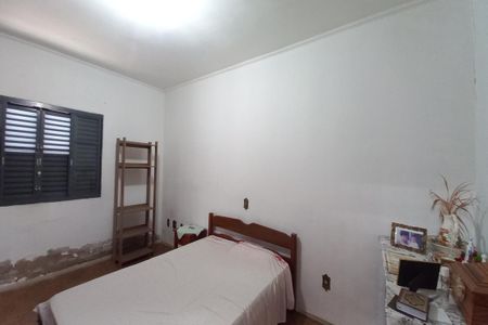Casa à venda com 260m², 4 quartos e 2 vagas Casa à venda com 260m², 4 quartos e 2 vagasSuíte