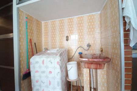 Casa à venda com 260m², 4 quartos e 2 vagas Casa à venda com 260m², 4 quartos e 2 vagasÁrea de Serviço
